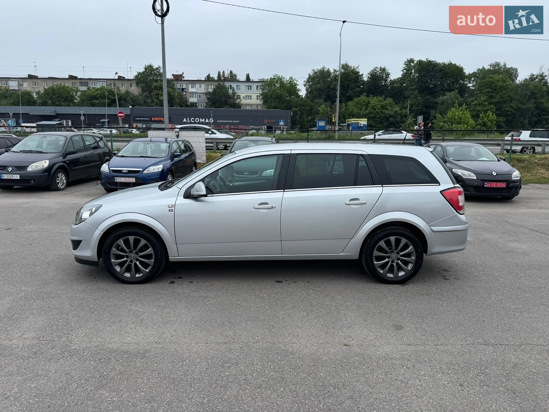 2010 Opel Astra - мініатюра 10