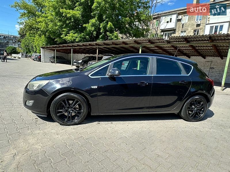2009 Opel Astra, VIN W0LPF6EF6A8031882:plate — фото 1 (autoria)