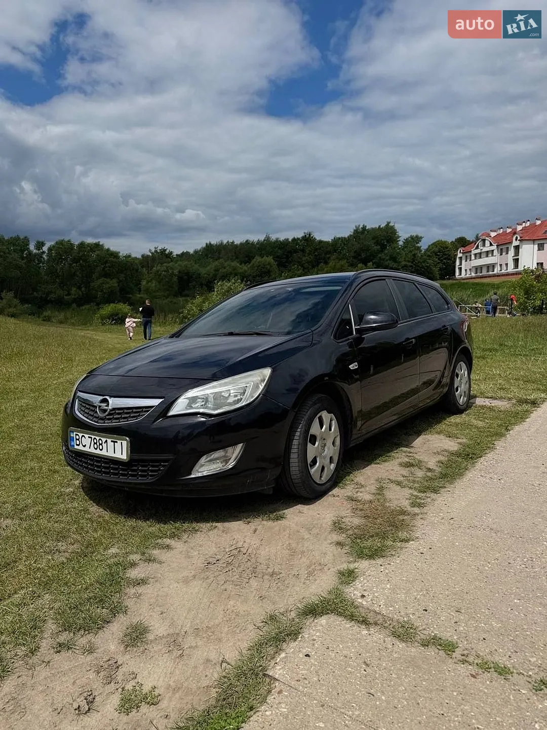2011 Opel Astra - мініатюра 2