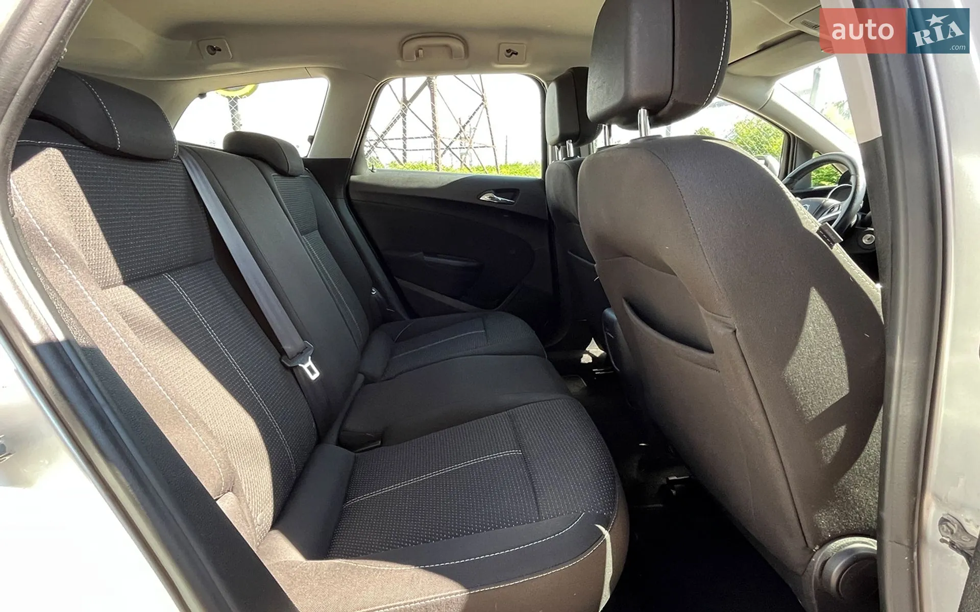 2015 Opel Astra - мініатюра 23