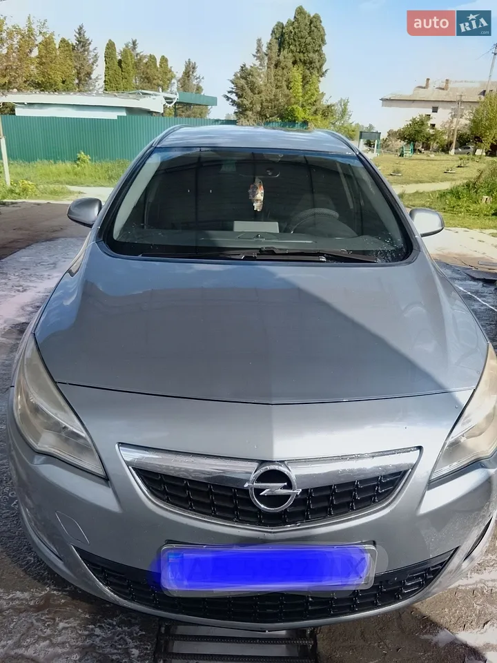 2010 Opel Astra - мініатюра 14