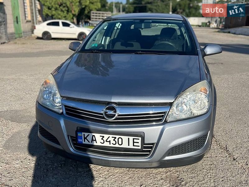 2008 Opel Astra, VIN W0L0AHL4882156637:plate — фото 1 (autoria)