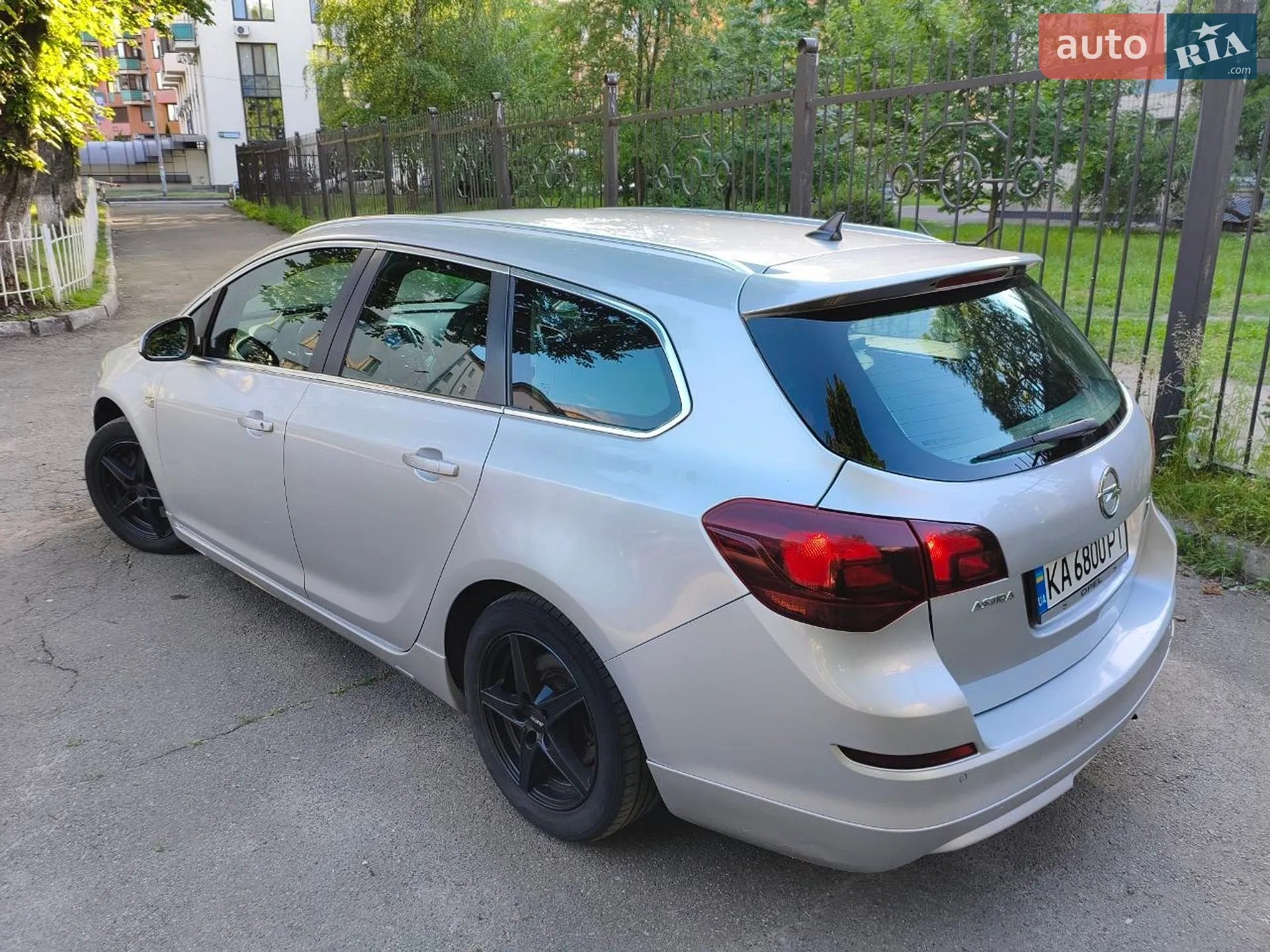 2011 Opel Astra - мініатюра 4