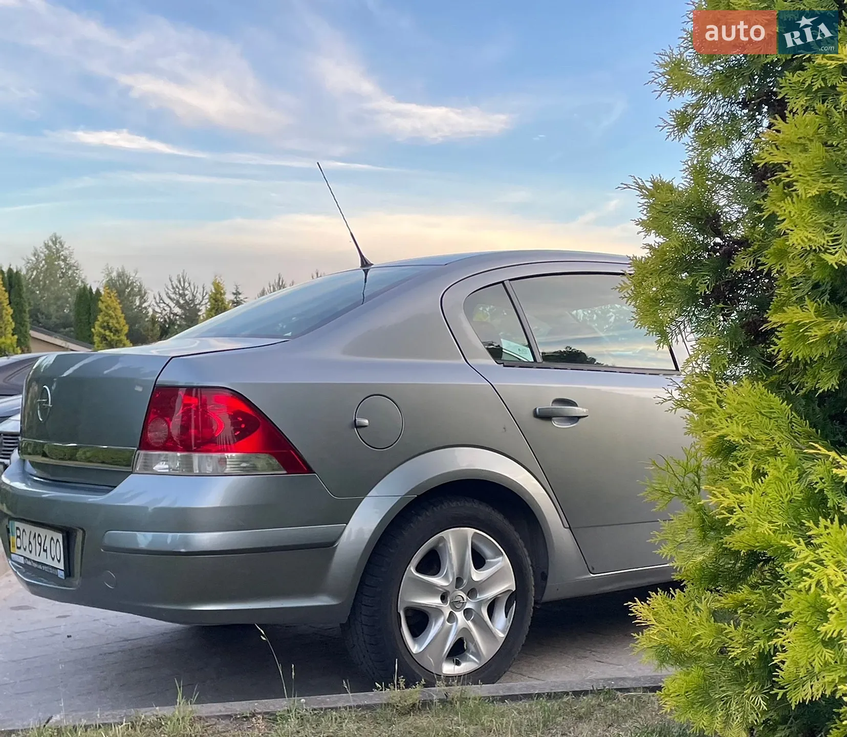 2012 Opel Astra - мініатюра 4