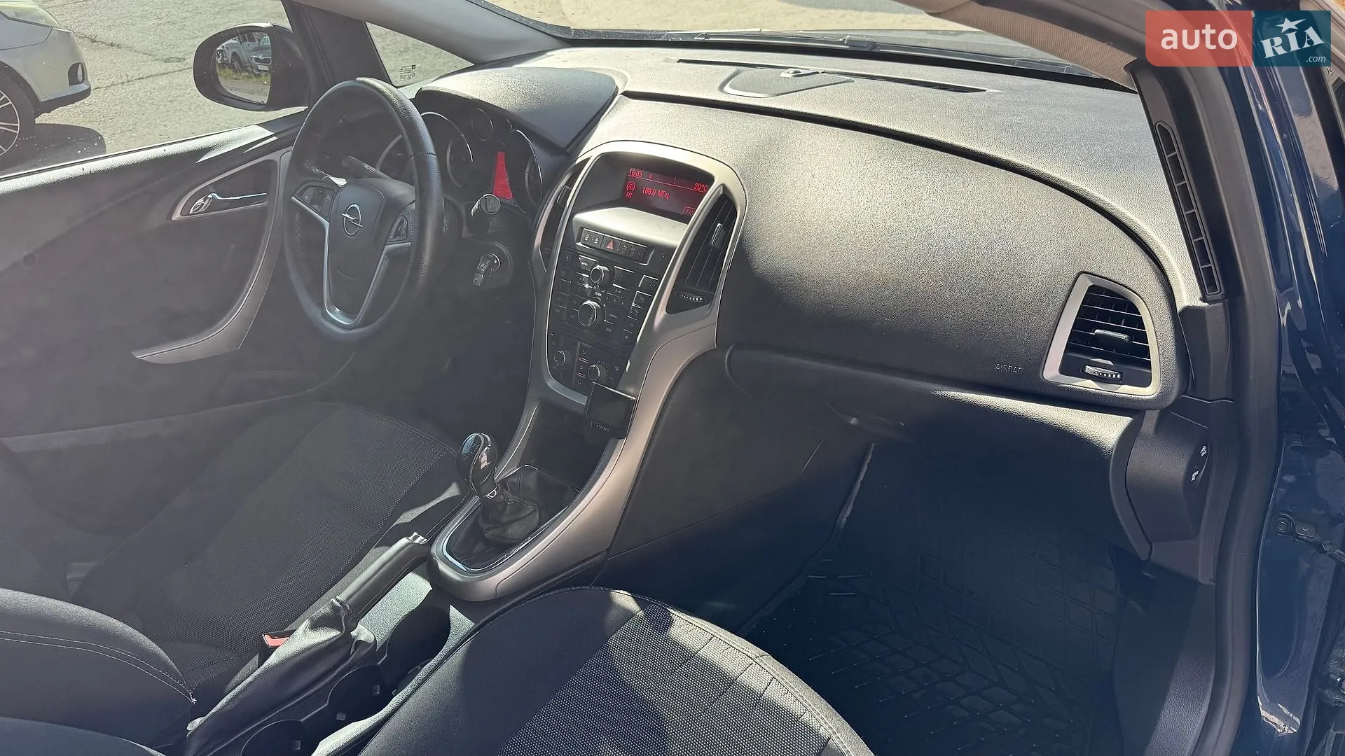 2011 Opel Astra - мініатюра 18