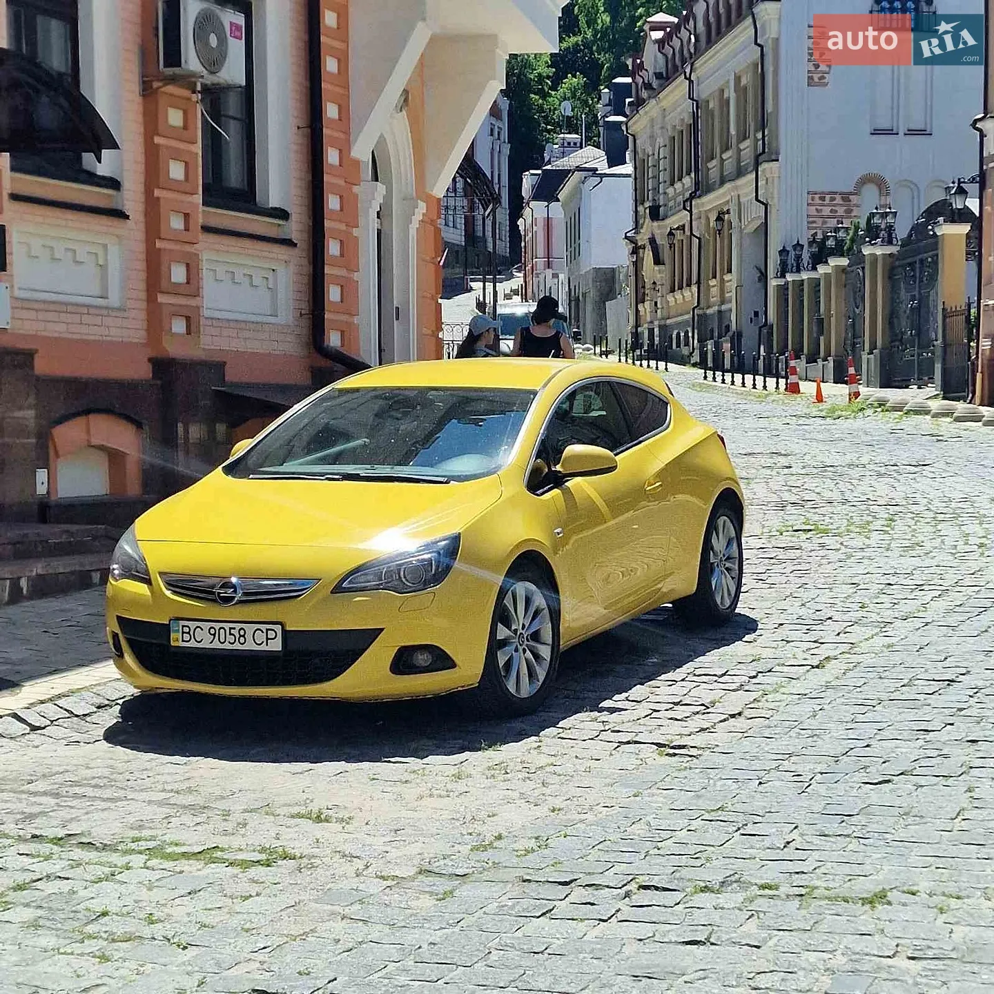 2012 Opel Astra - мініатюра 2