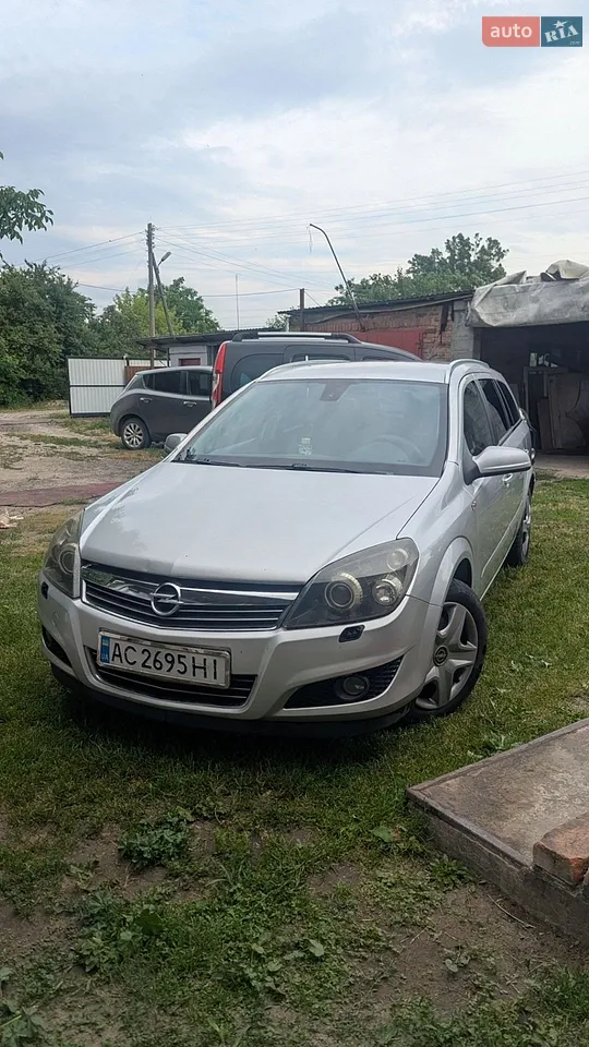 2010 Opel Astra - мініатюра 30