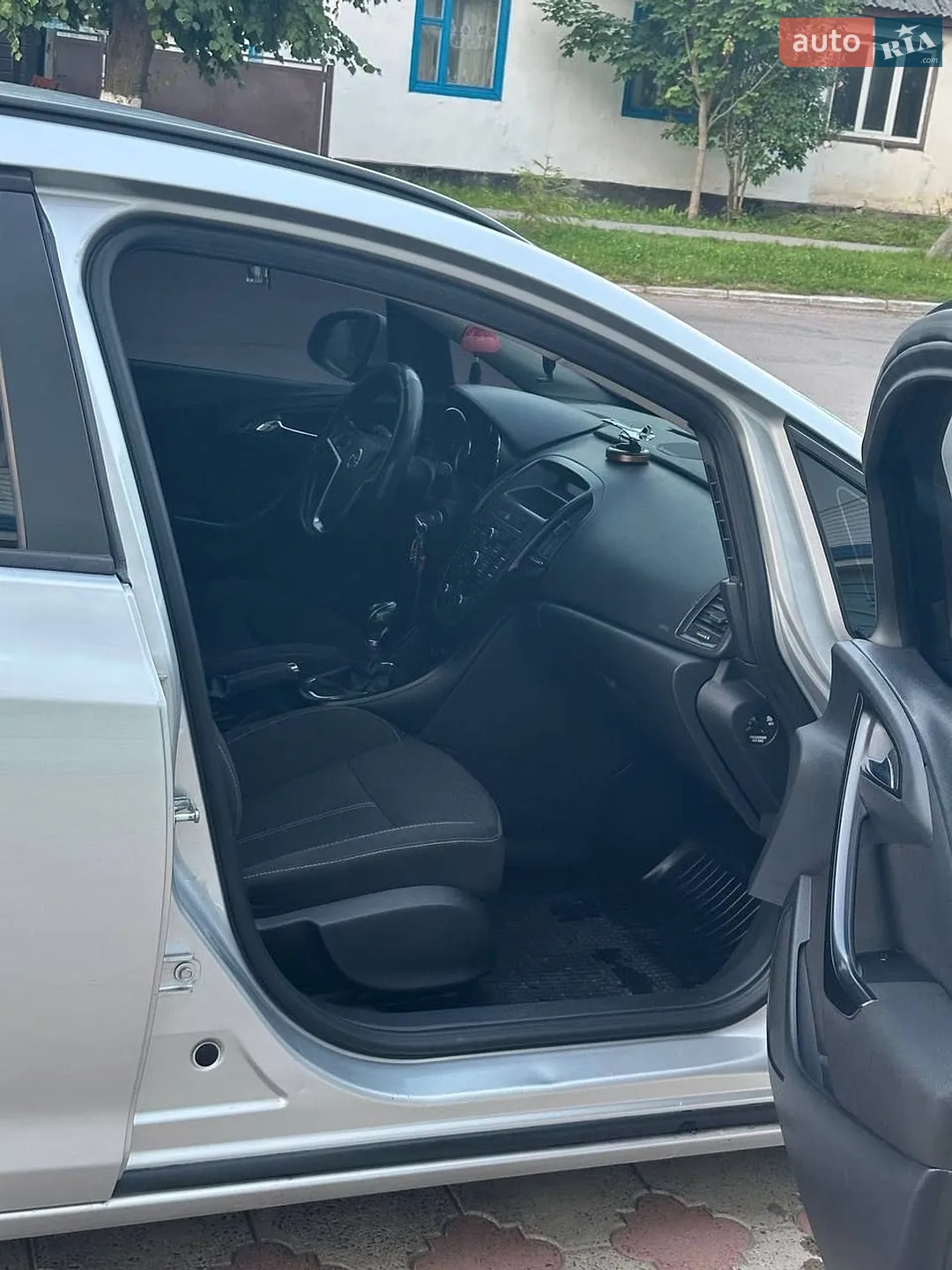 2012 Opel Astra - мініатюра 11