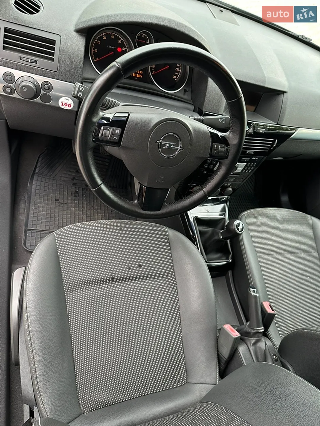 2010 Opel Astra - мініатюра 16