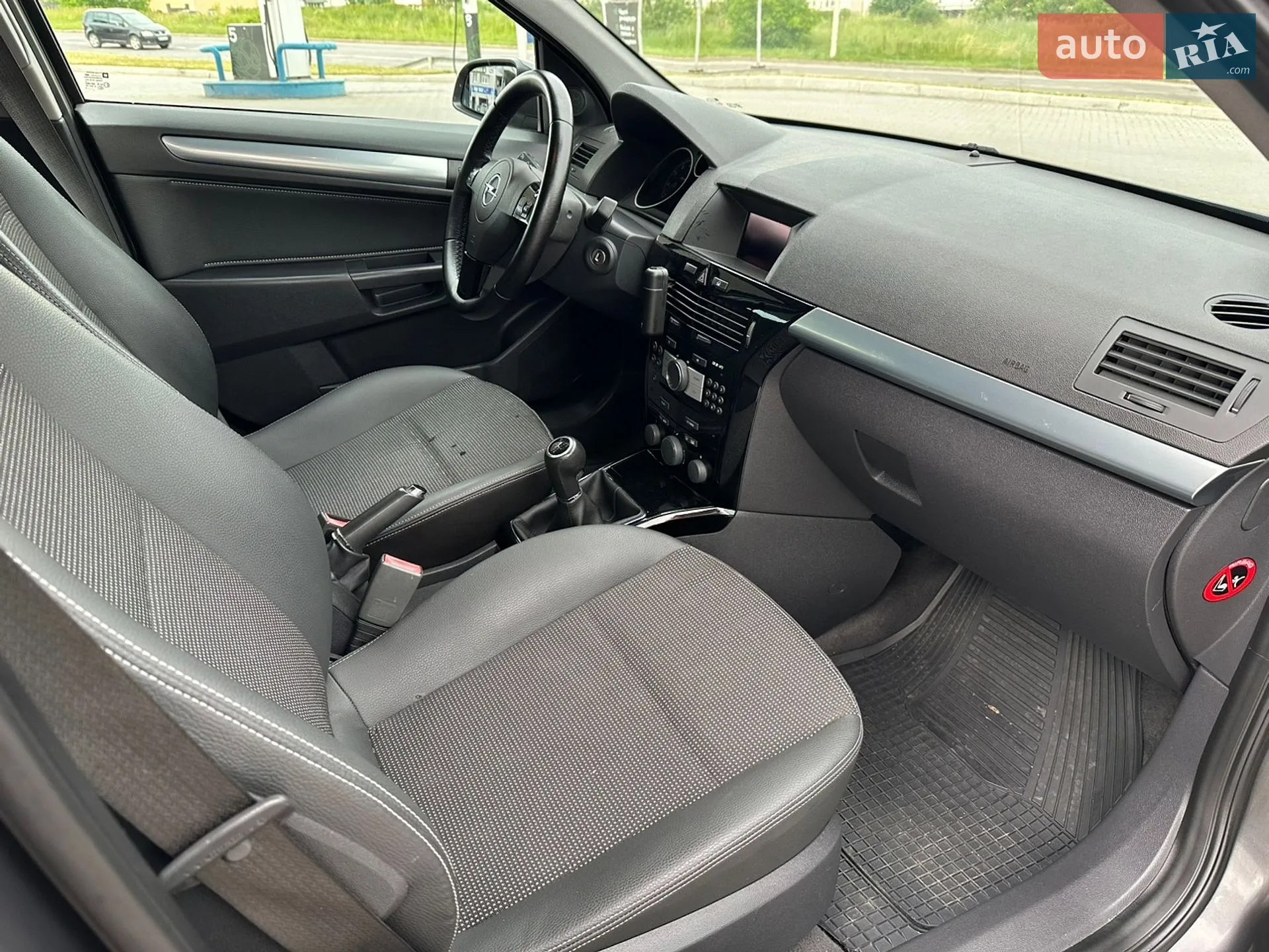 2010 Opel Astra - мініатюра 21