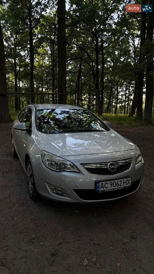 2010 Opel Astra - мініатюра 28