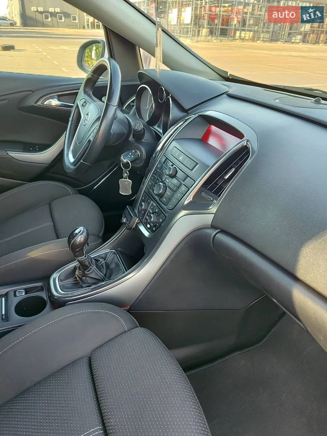 2011 Opel Astra - мініатюра 8