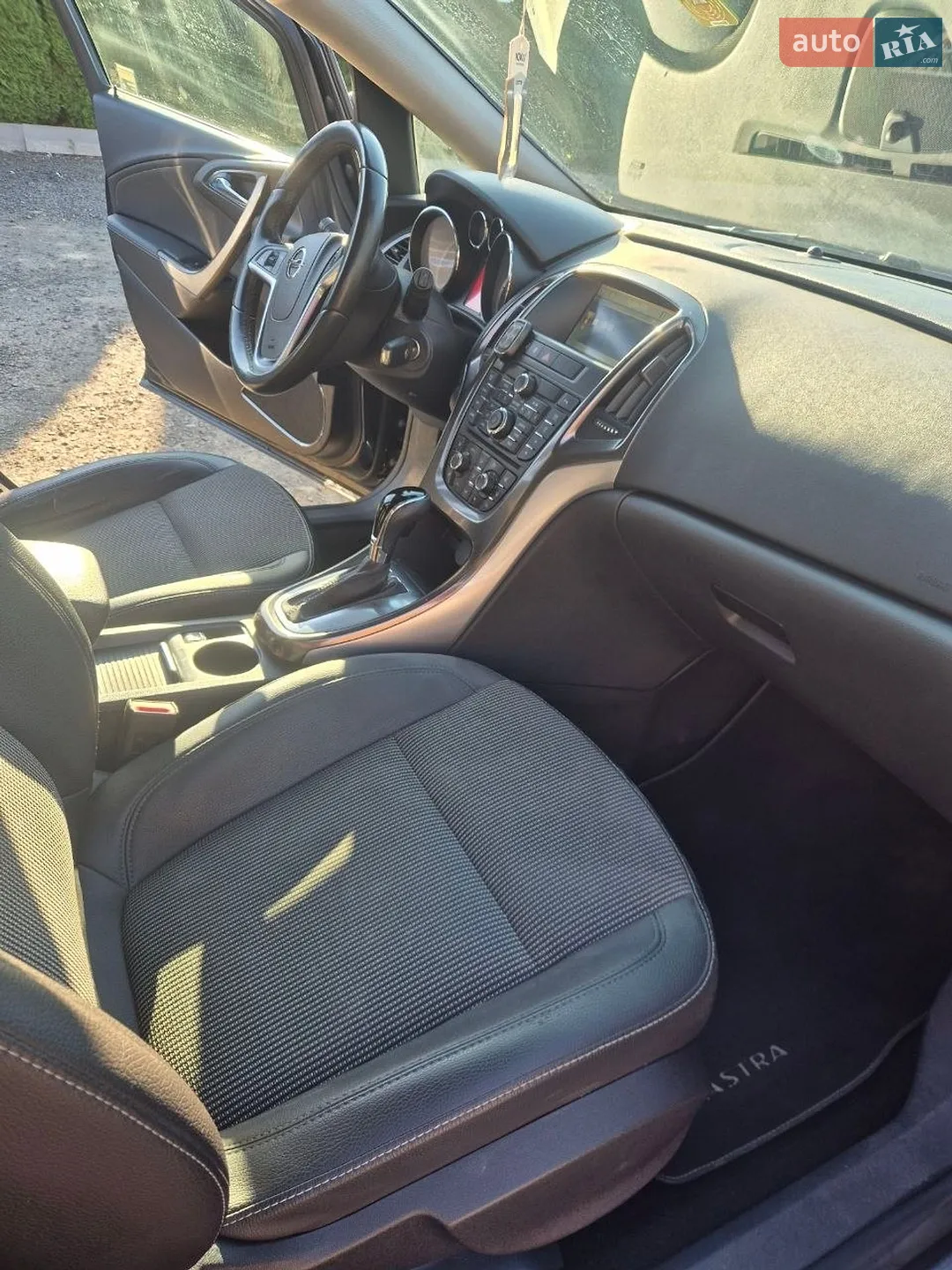 2012 Opel Astra - мініатюра 12
