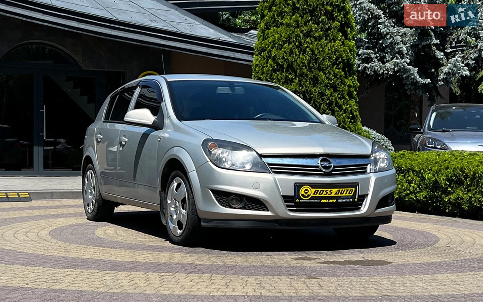 2011 Opel Astra - фото 1