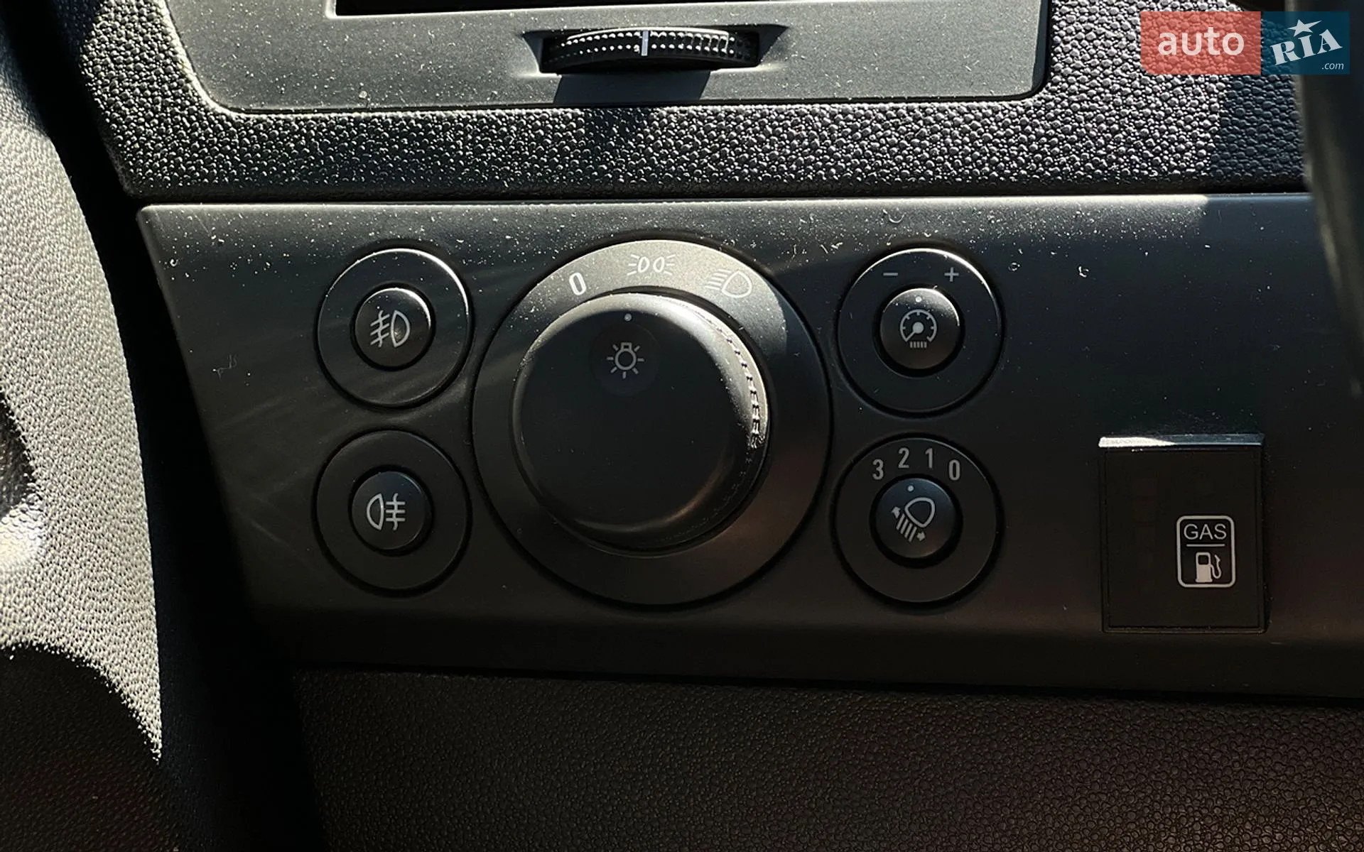2011 Opel Astra - мініатюра 20