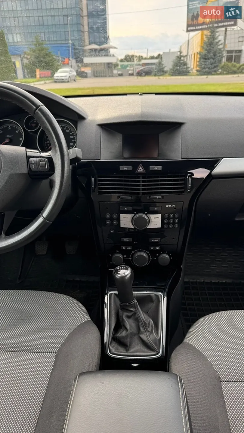 2010 Opel Astra - мініатюра 19