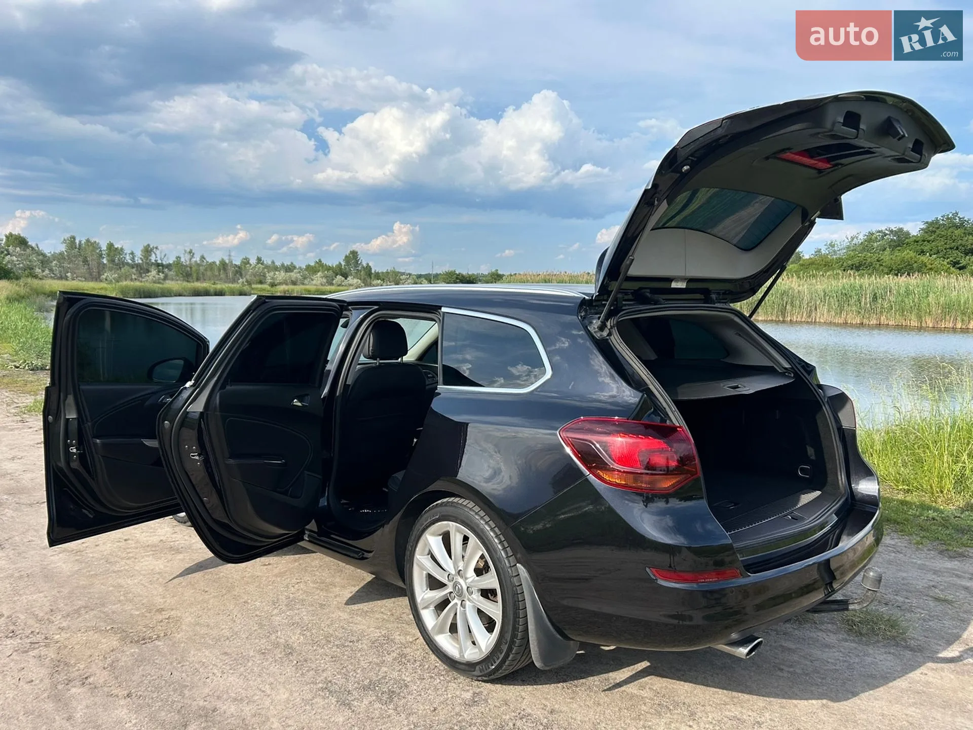 2010 Opel Astra - мініатюра 16