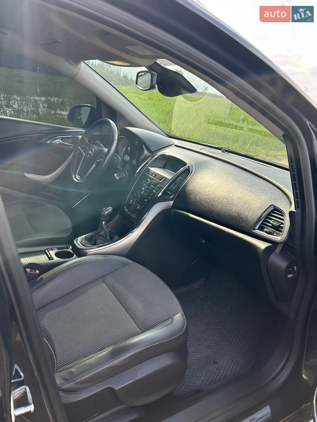 2010 Opel Astra - мініатюра 25
