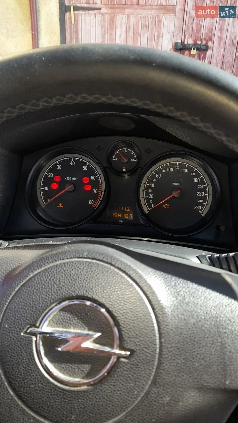 2010 Opel Astra - мініатюра 5