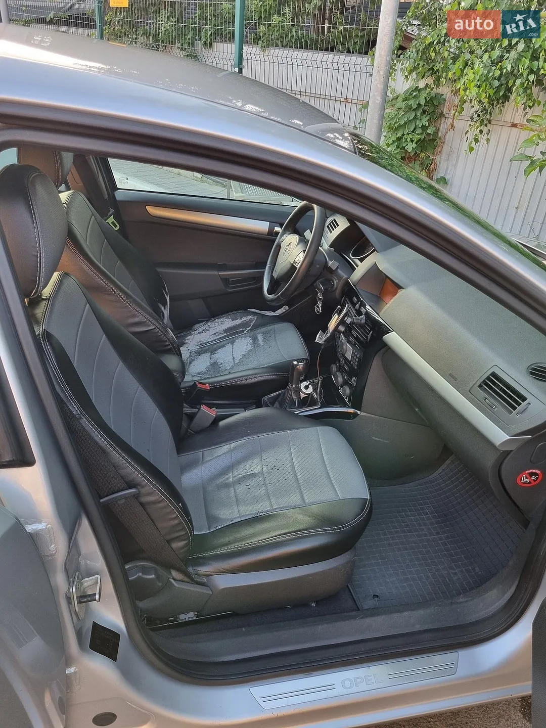 2010 Opel Astra - мініатюра 11