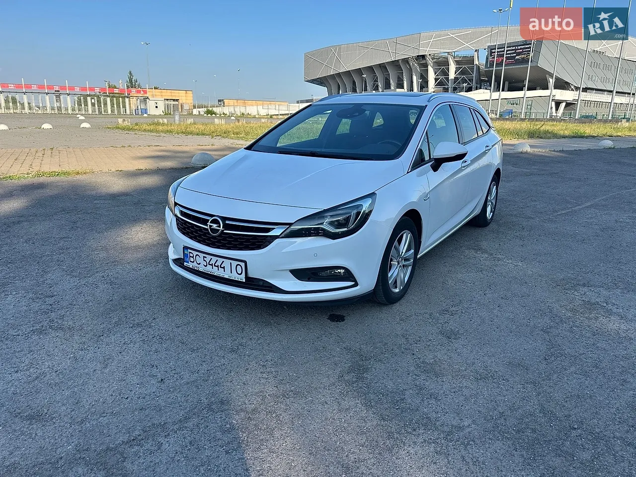 2017 Opel Astra - мініатюра 13