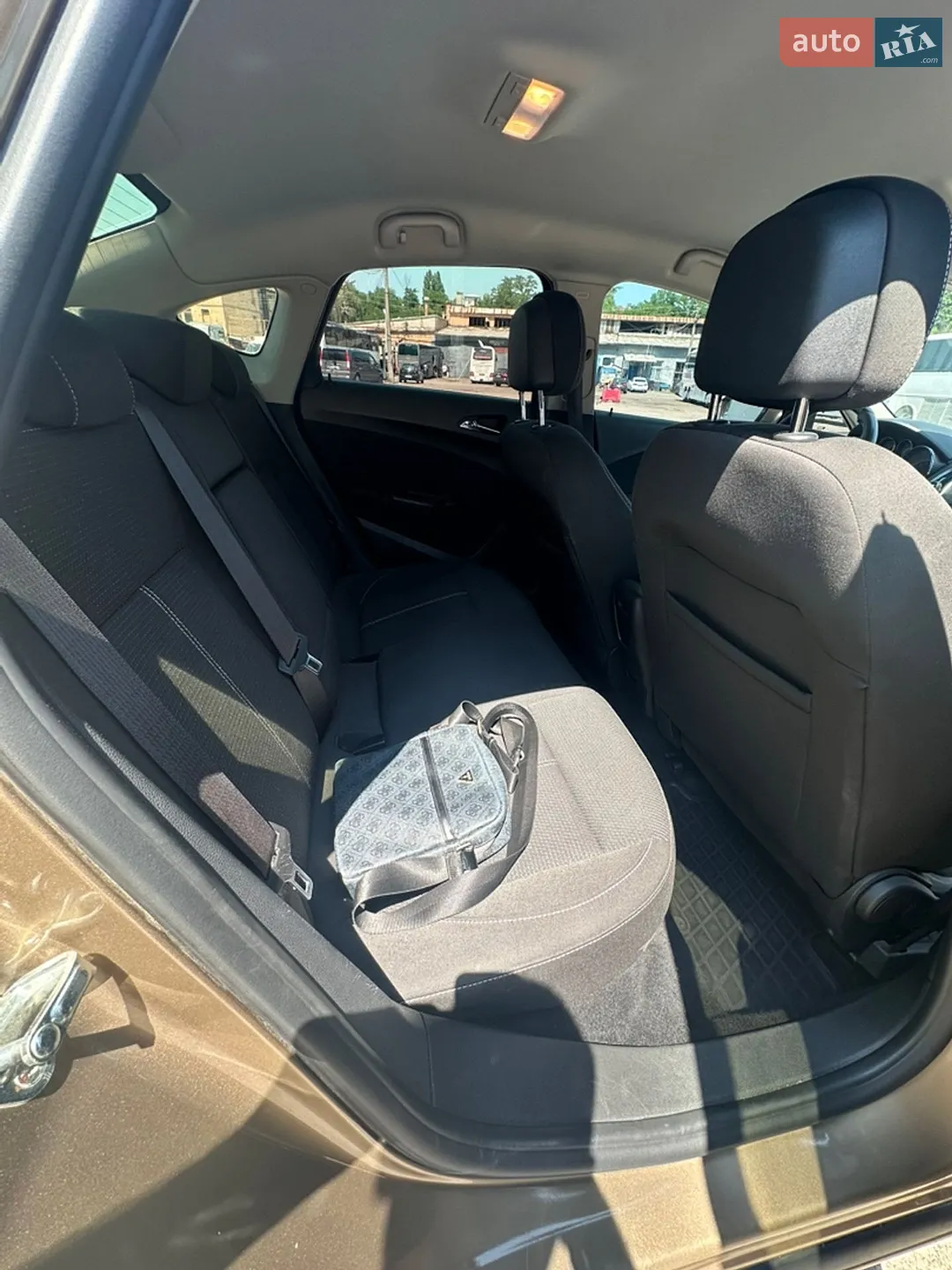 2012 Opel Astra - мініатюра 11