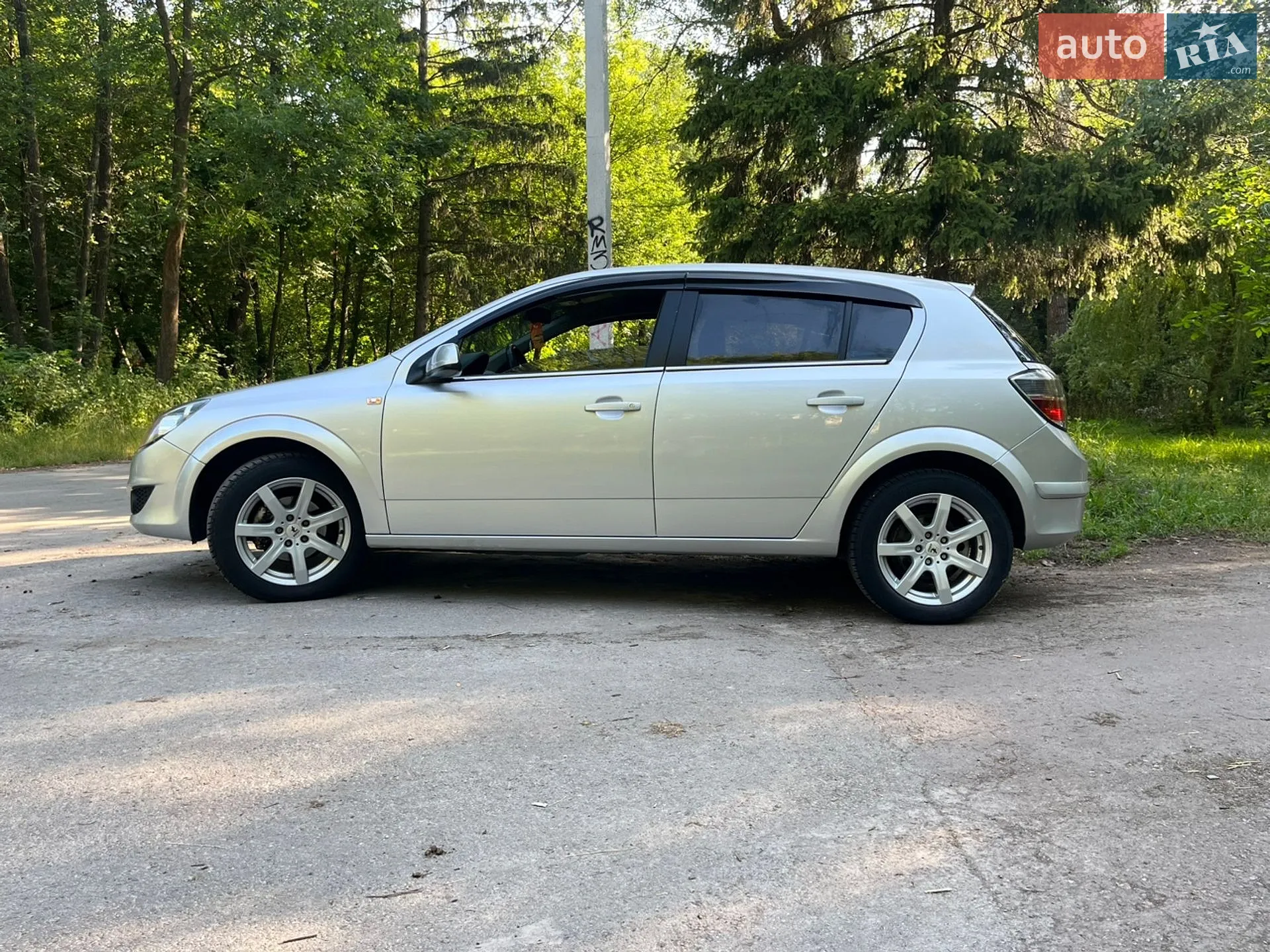 2011 Opel Astra - мініатюра 17