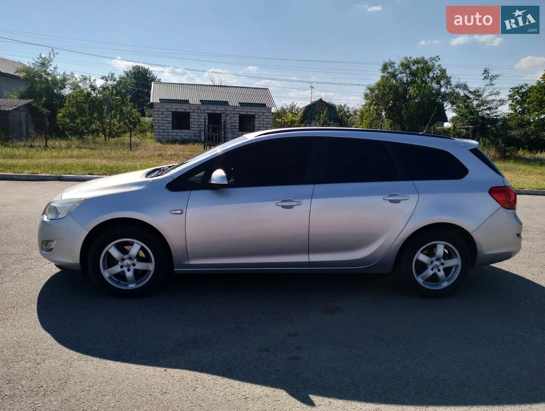 2011 Opel Astra - мініатюра 2