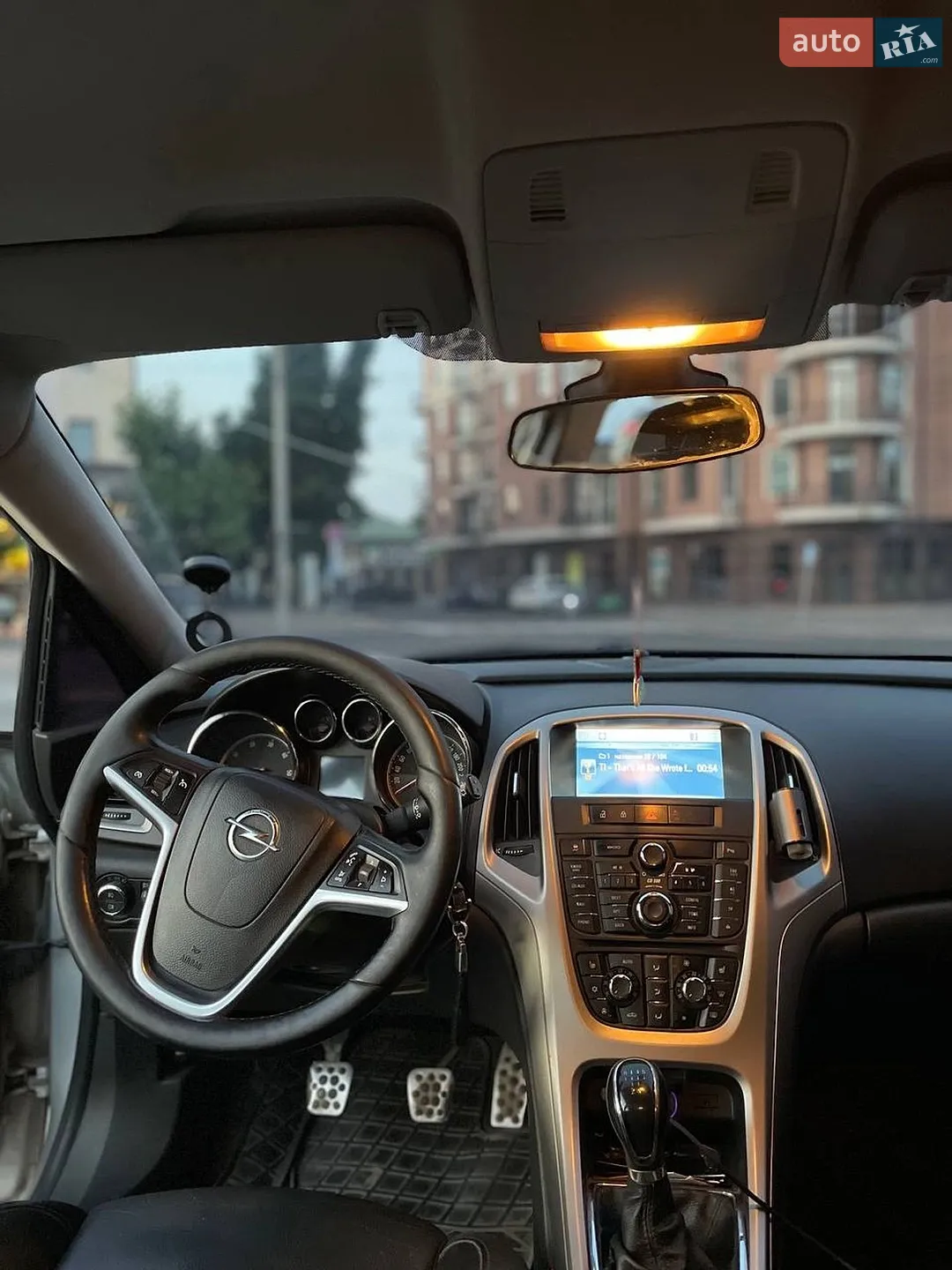 2011 Opel Astra - мініатюра 4