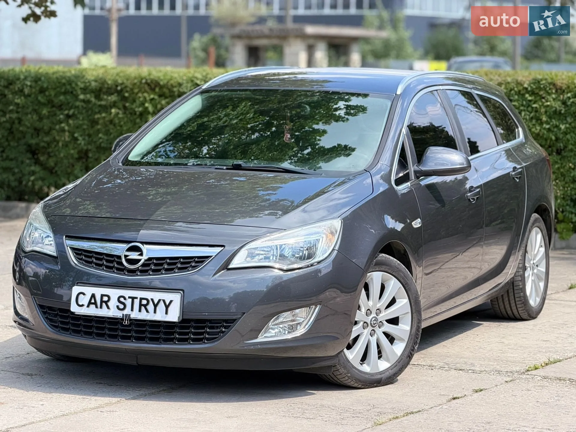 2012 Opel Astra - фото 1