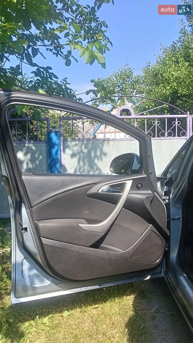 2010 Opel Astra - мініатюра 20