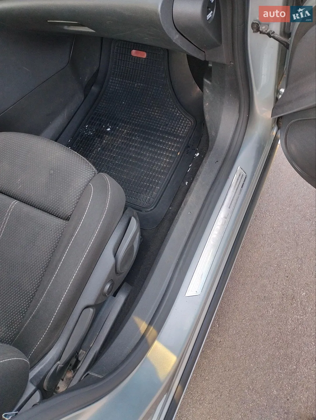 2010 Opel Astra - мініатюра 24