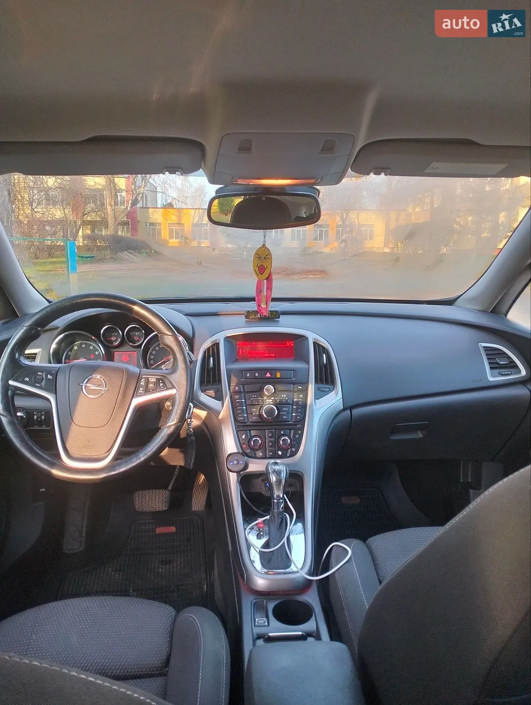 2010 Opel Astra - мініатюра 26