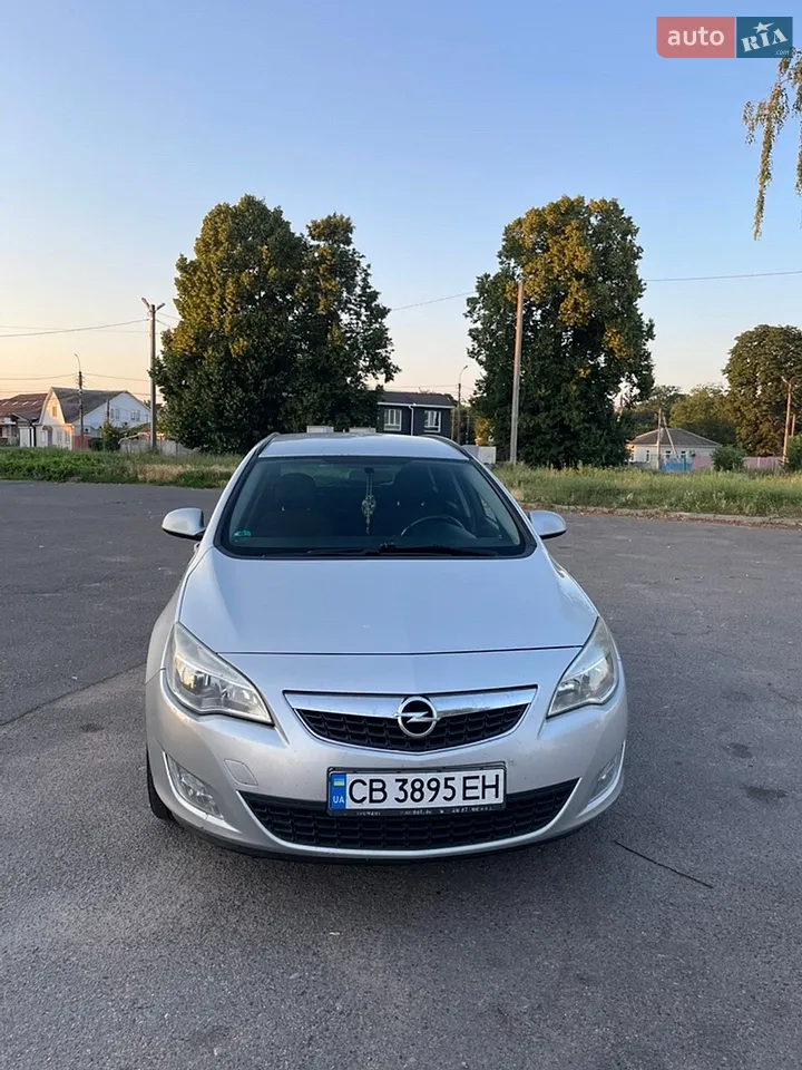 2010 Opel Astra - мініатюра 13