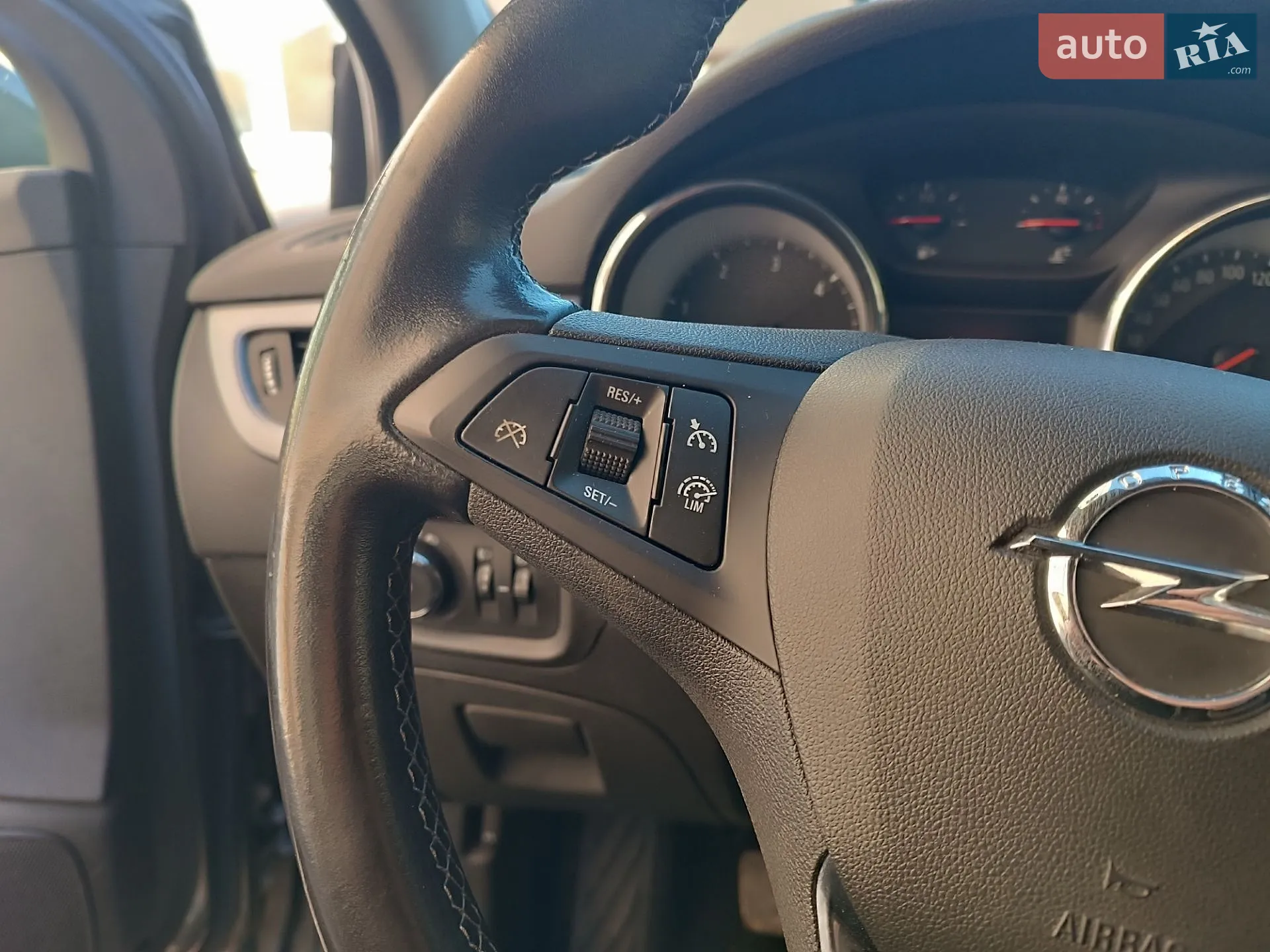 2019 Opel Astra - мініатюра 9