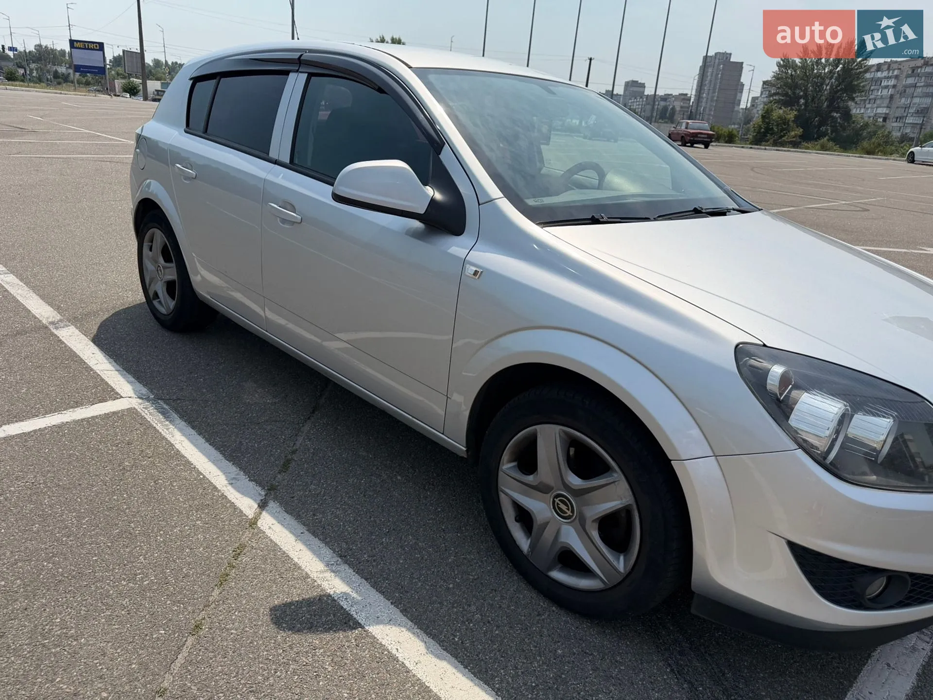 2012 Opel Astra - фото 1