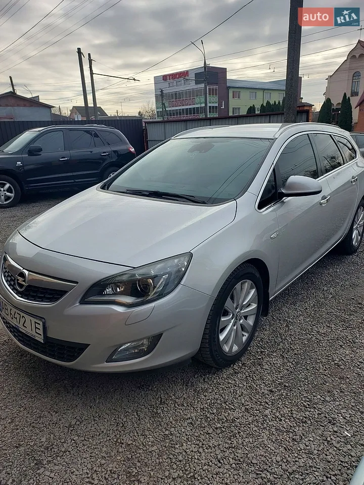 2010 Opel Astra - мініатюра 12