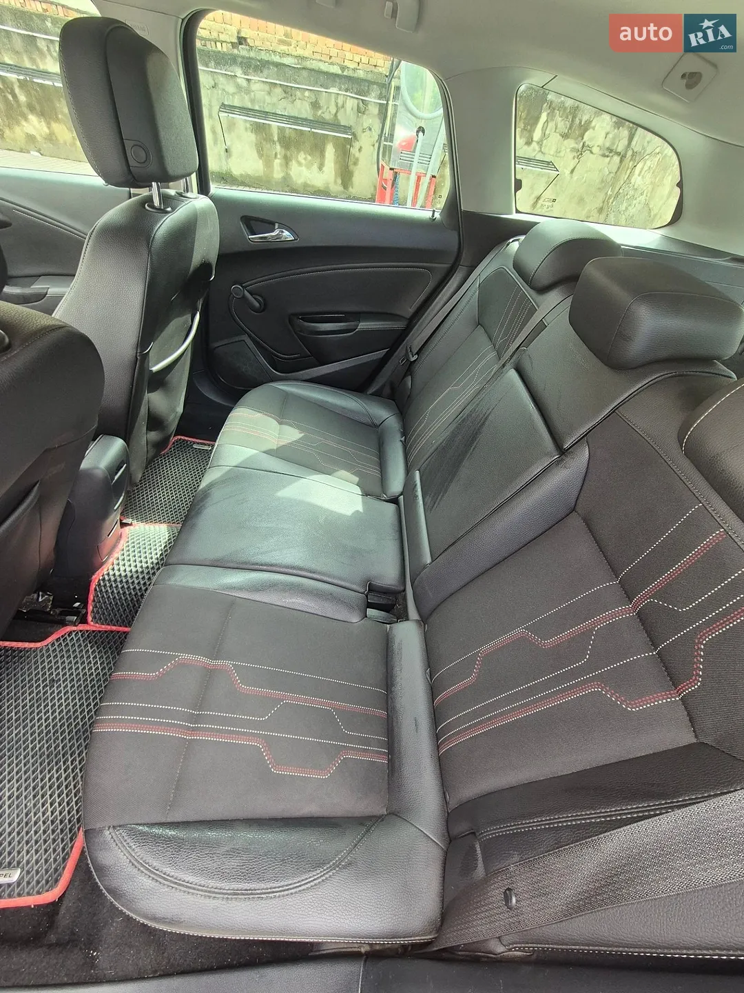 2012 Opel Astra - мініатюра 19