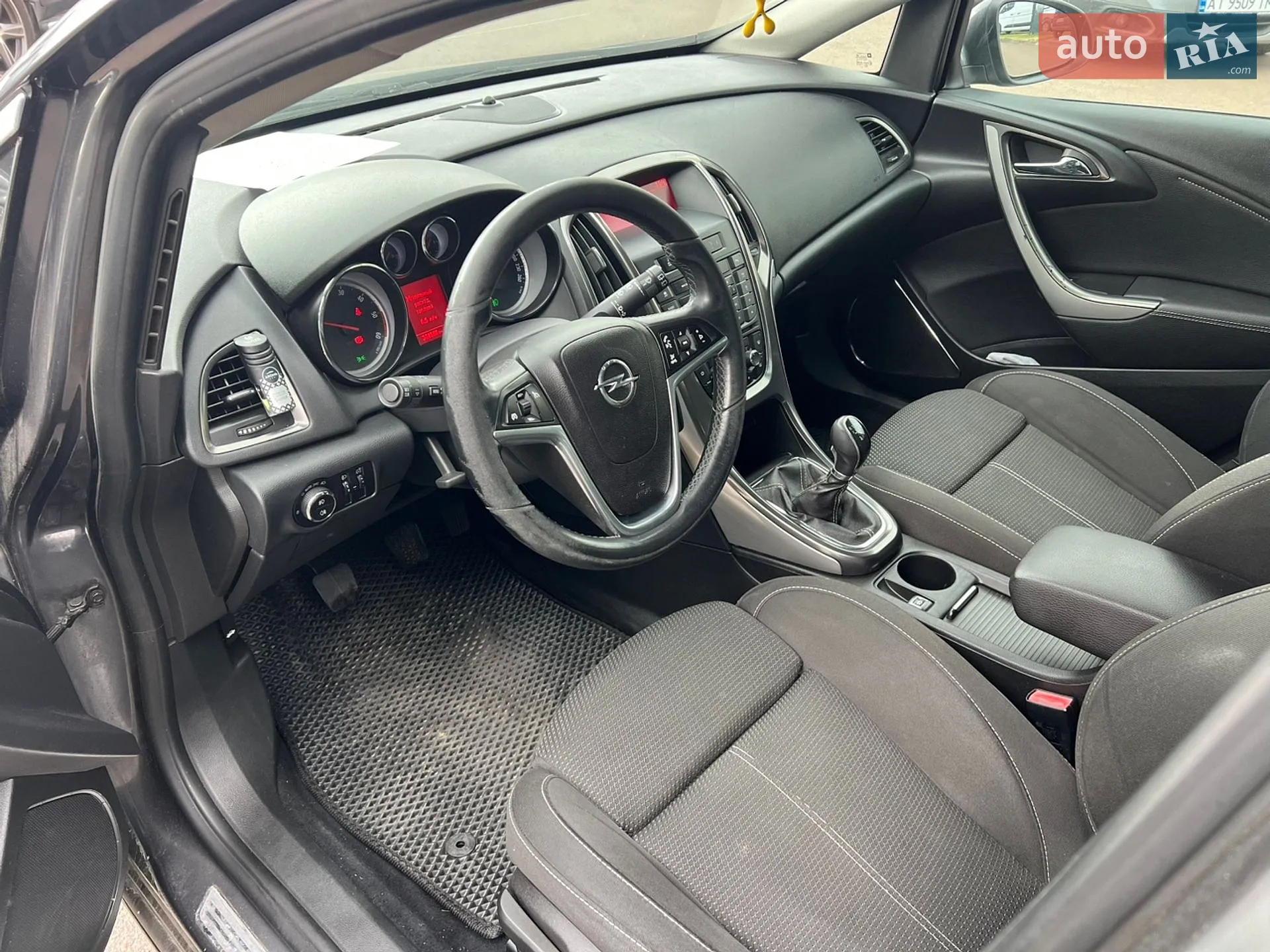 2011 Opel Astra - мініатюра 10