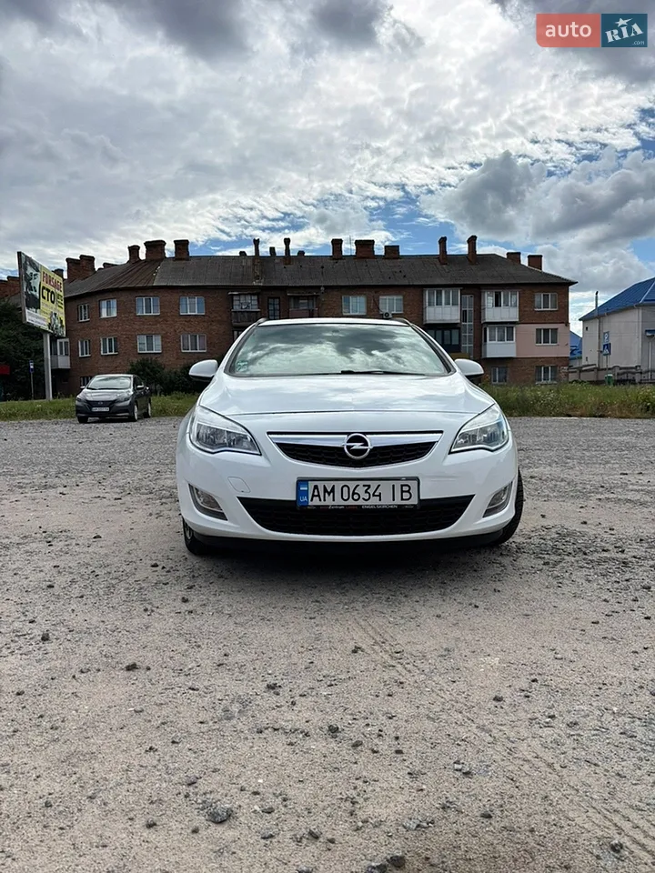 2011 Opel Astra - мініатюра 21