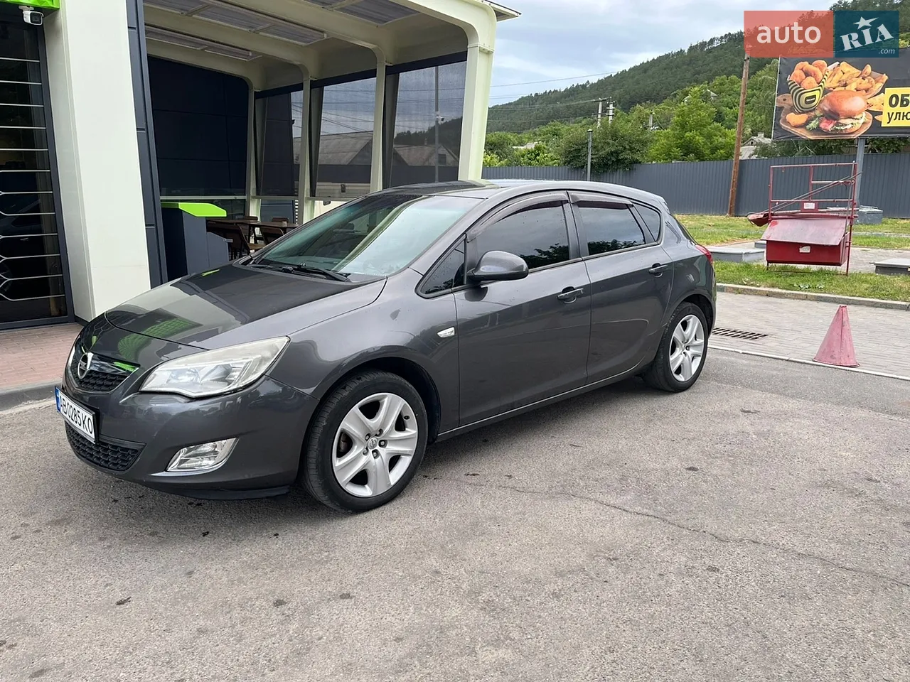 2010 Opel Astra - мініатюра 18