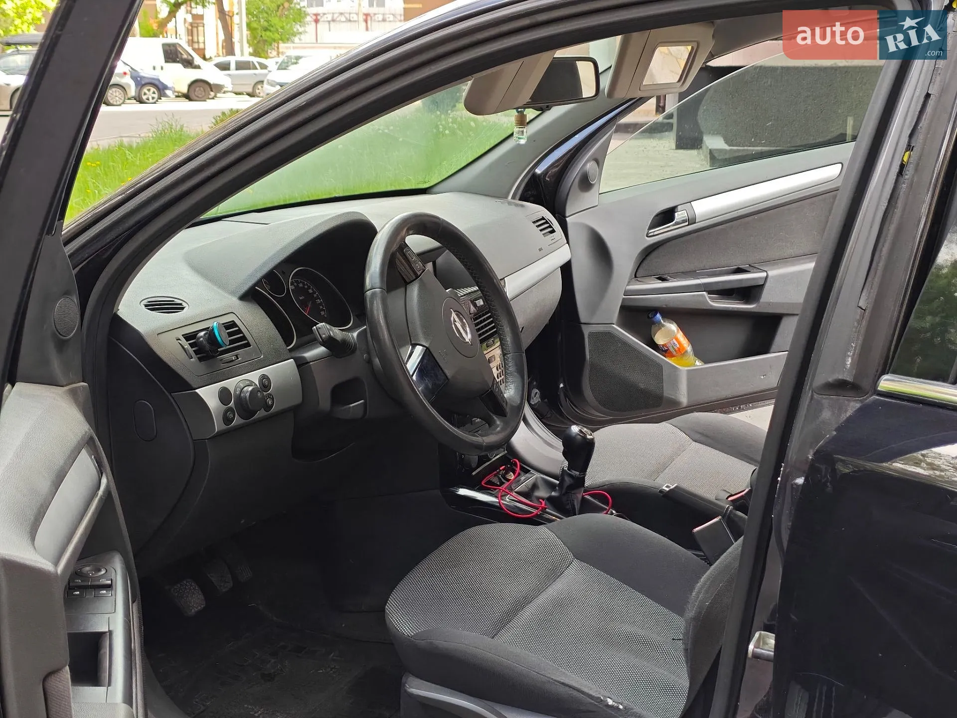 2010 Opel Astra - мініатюра 6