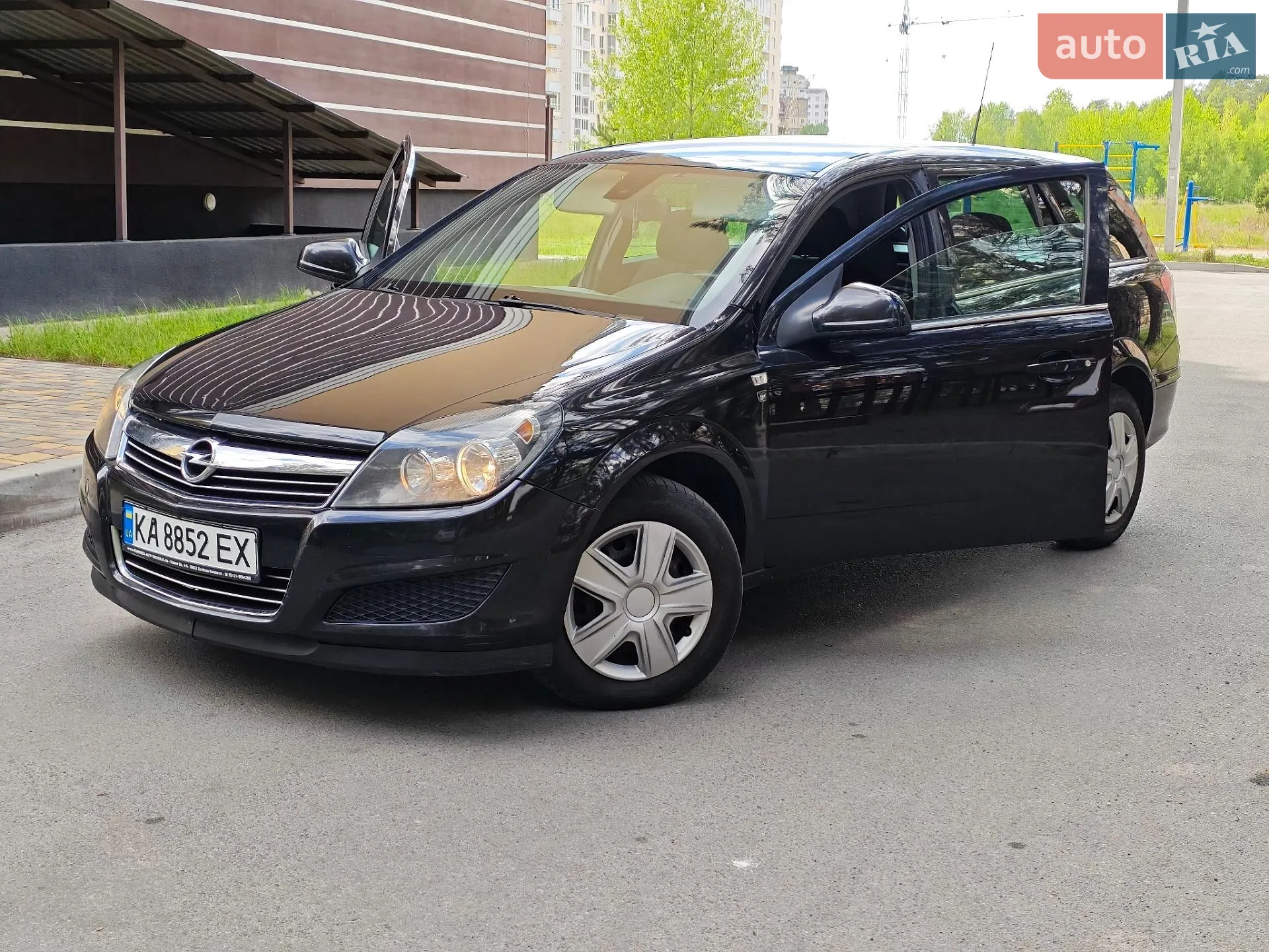 2010 Opel Astra - мініатюра 4