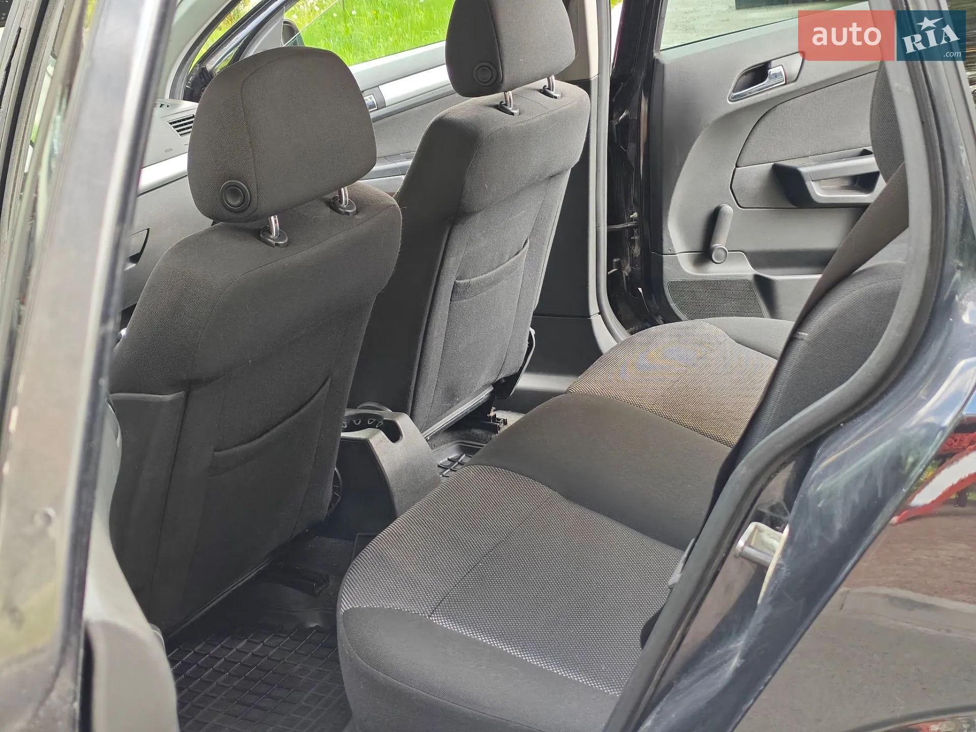 2010 Opel Astra - мініатюра 7