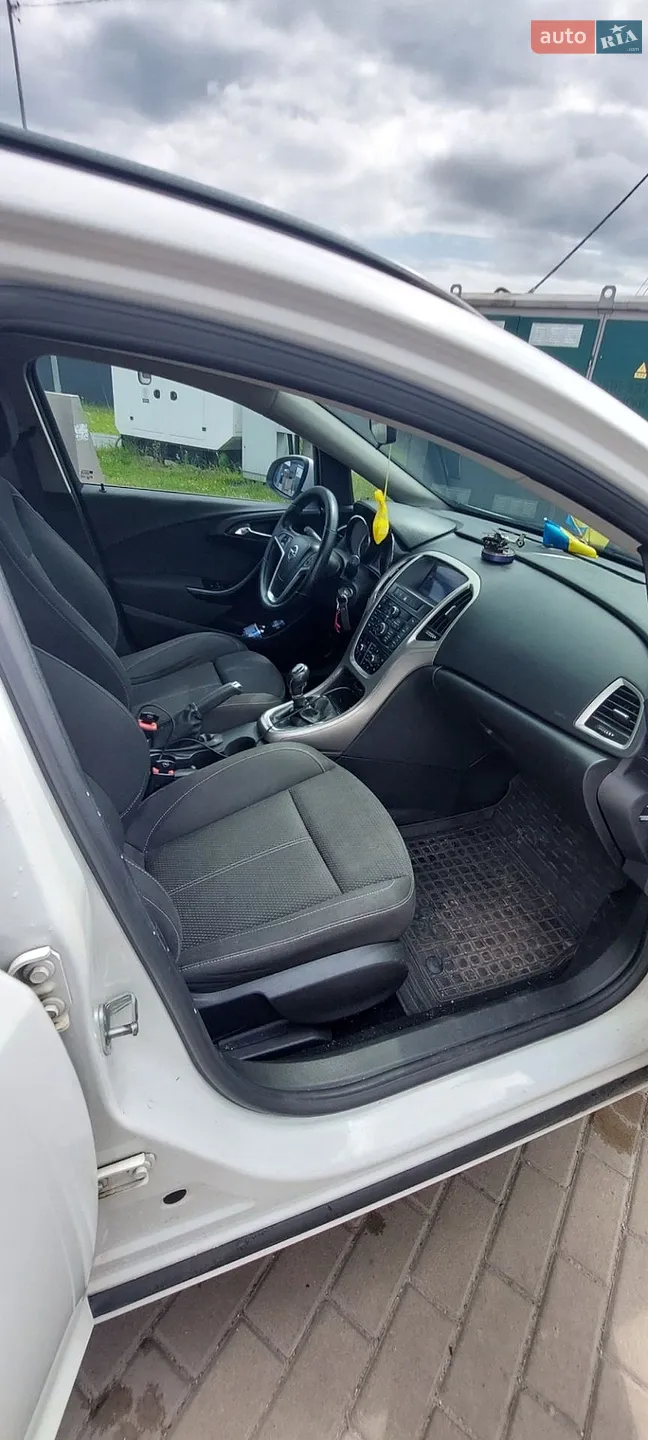 2012 Opel Astra - мініатюра 6