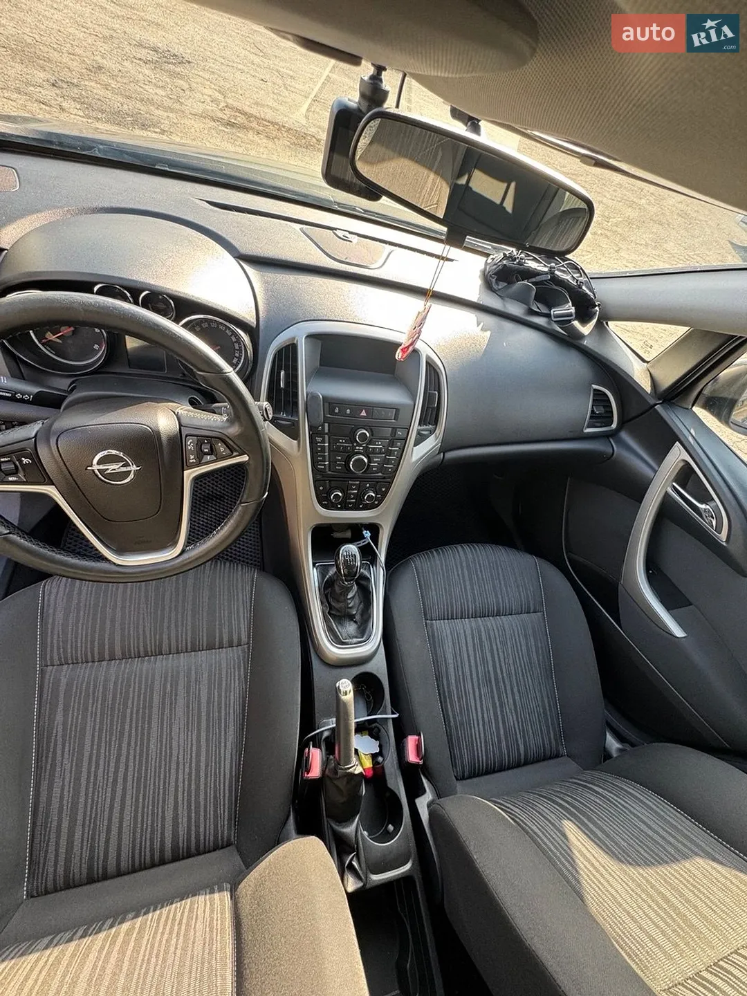 2011 Opel Astra - мініатюра 23