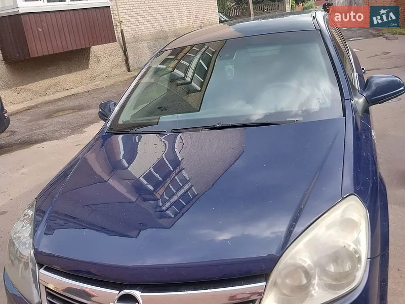Opel Astra 2010