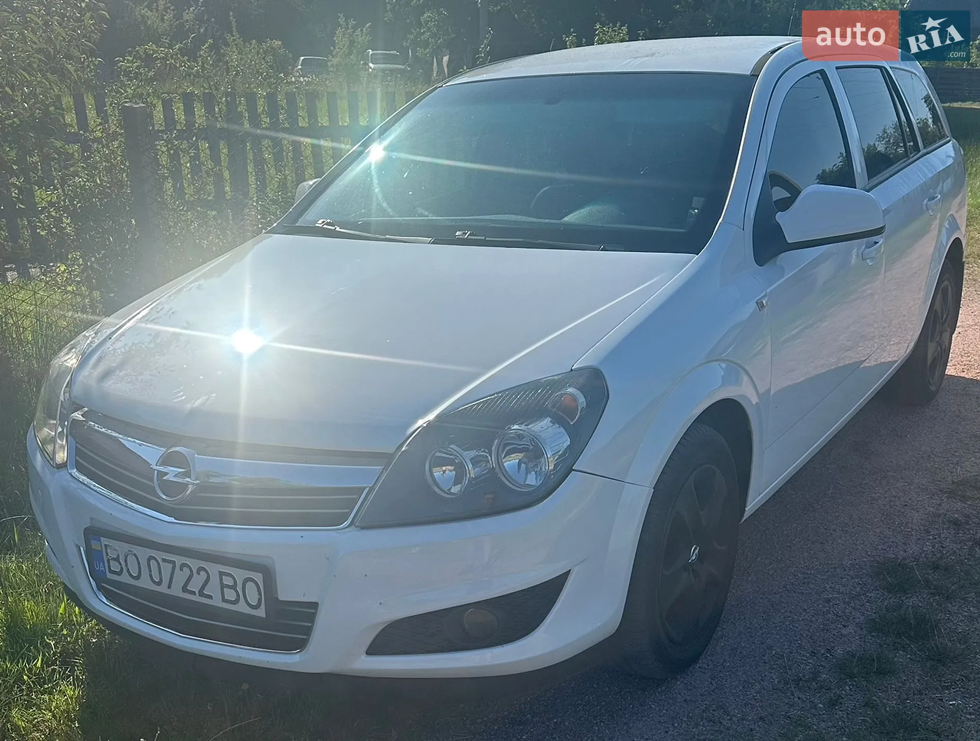 2012 Opel Astra - фото 1