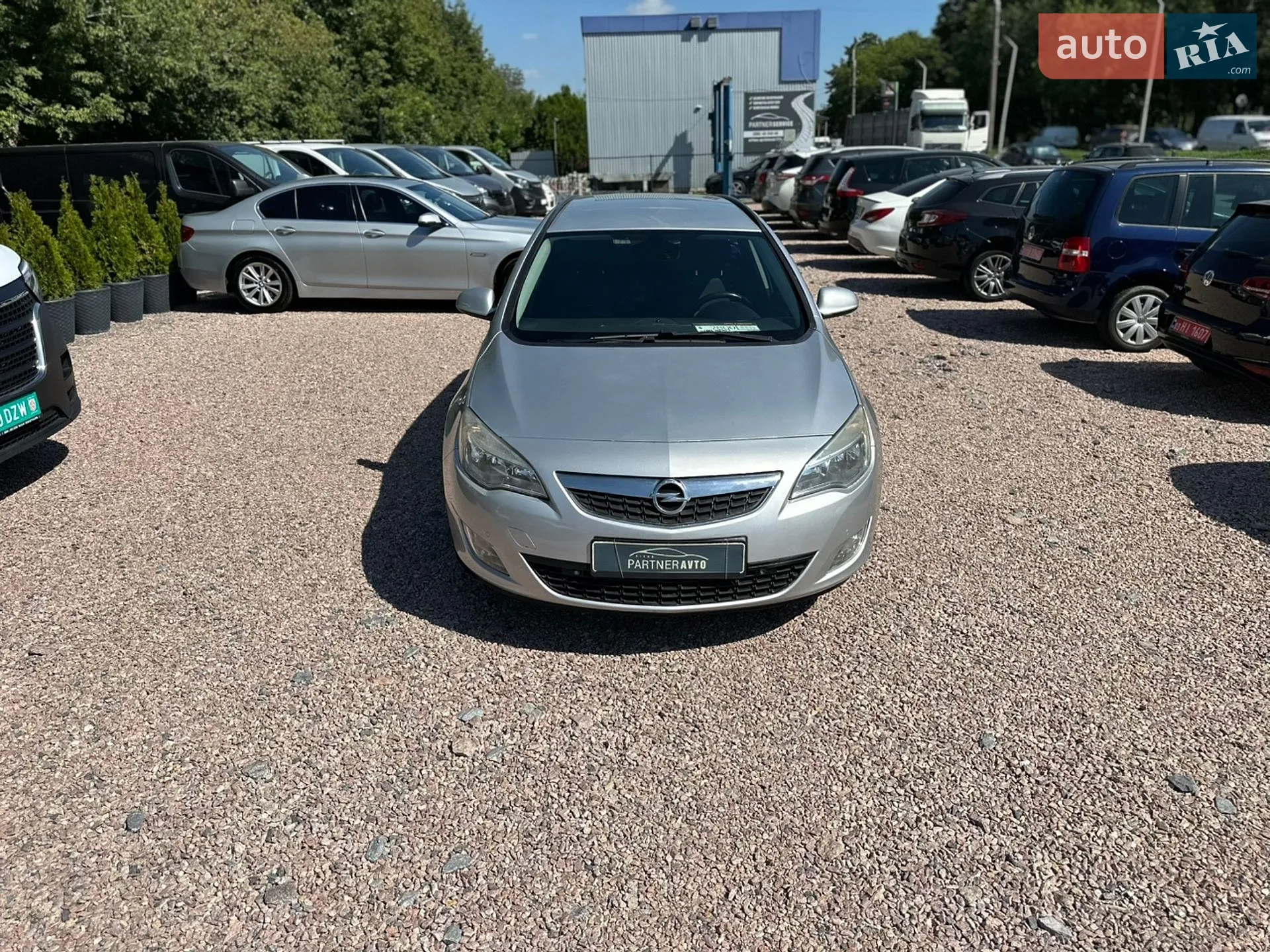 2011 Opel Astra - мініатюра 2
