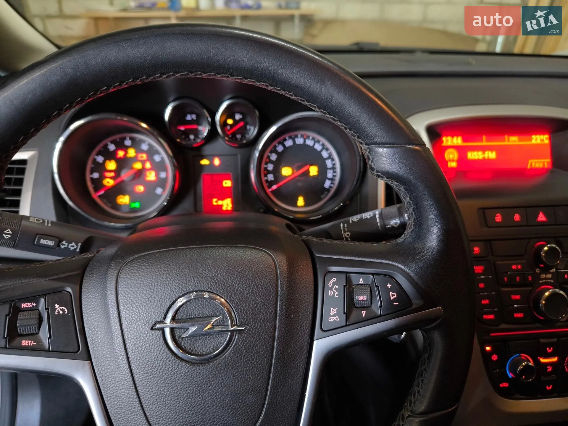 2011 Opel Astra - мініатюра 41